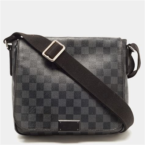 louis vuitton damier graphite district pm ราคา|district pm graphite.